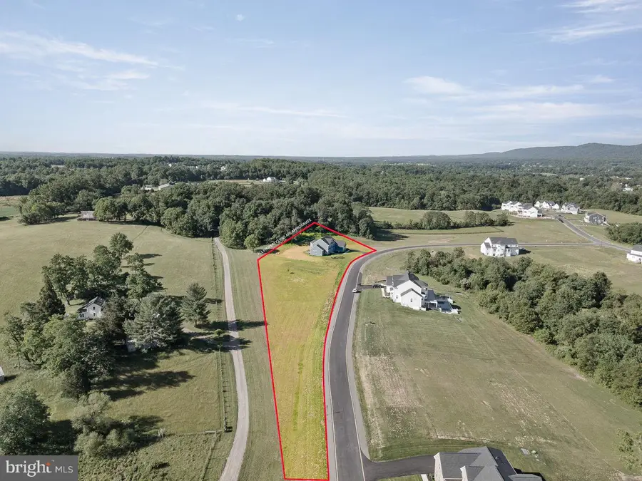 40373 Windyhill Farms Dr, Aldie, VA 20105 - #3