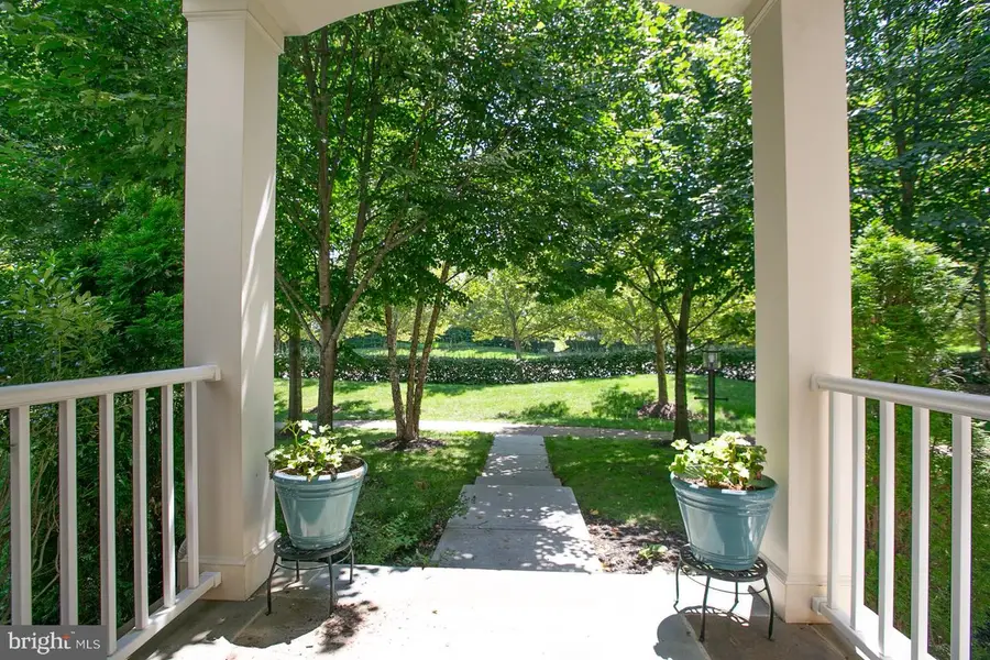 23054 Bronstein Ln, Brambleton, VA 20148 - #2