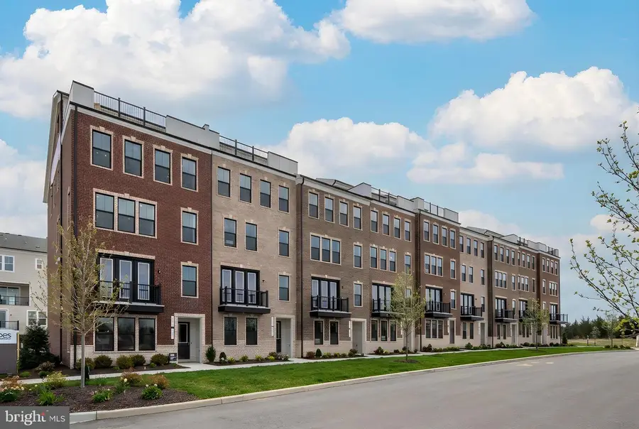 20875 Murry Falls Terrace, Ashburn, VA 20147 - #3