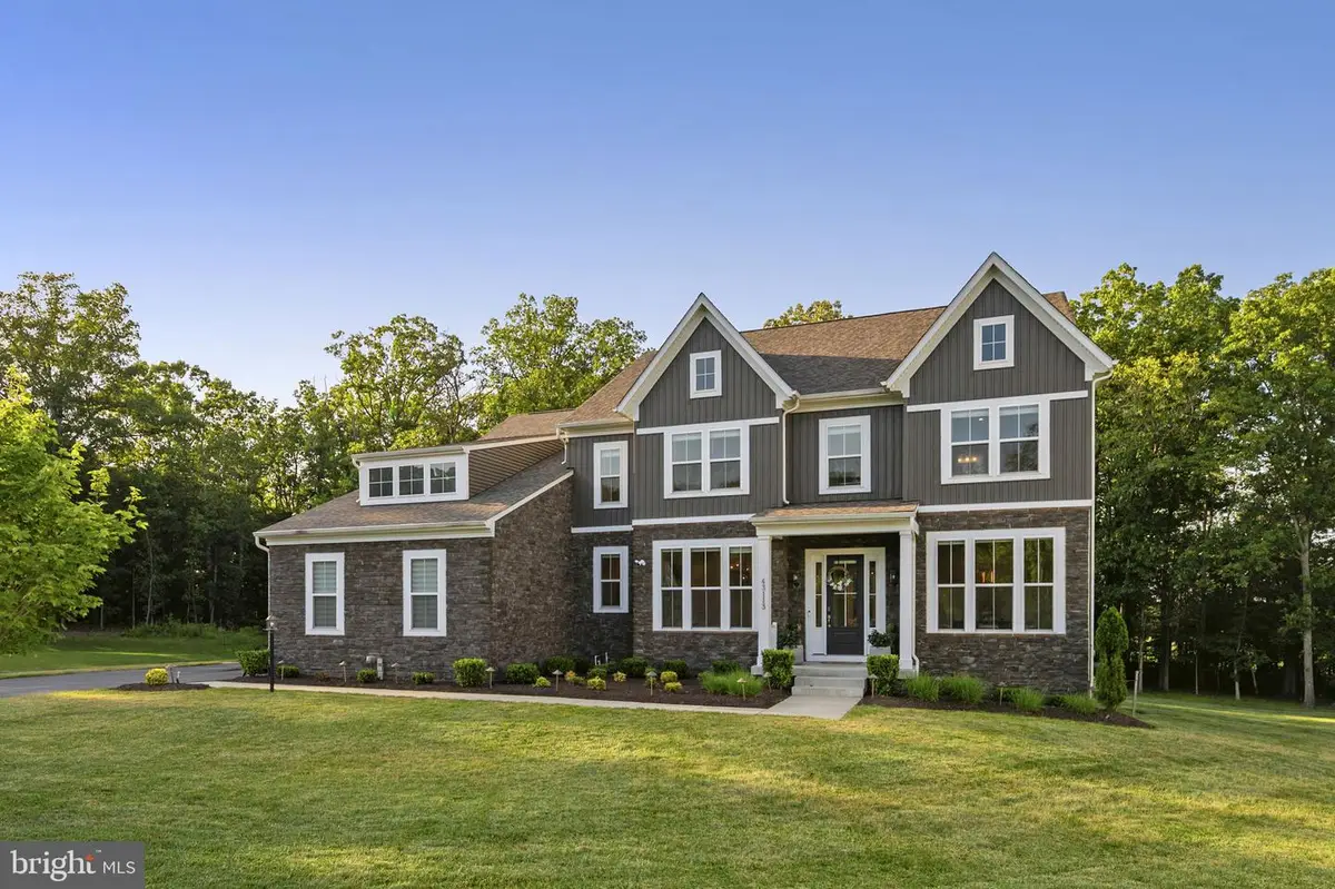 43113 Bitter Persimmon Ct, Centreville, VA 20120 - #1