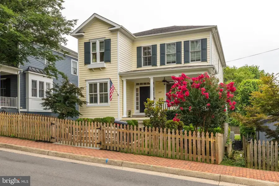 207 North St Ne, Leesburg, VA 20176 - #2