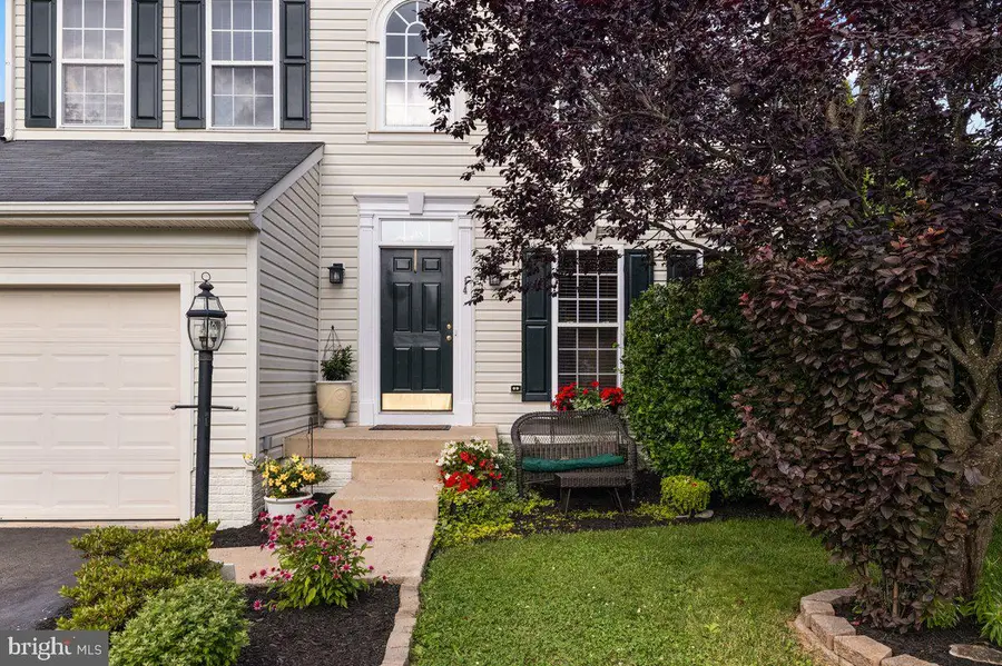 14 Potterfield Dr, Lovettsville, VA 20180 - #2