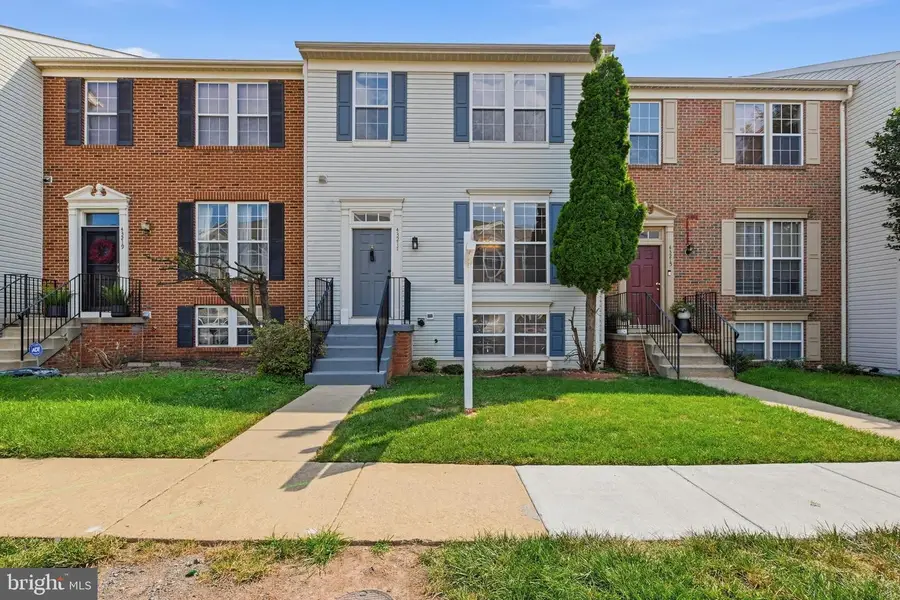 43217 Brookford Sq, Ashburn, VA 20147 - #2
