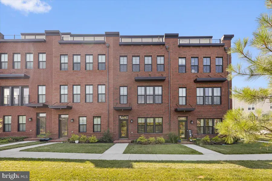 42236 Bunting Ter, Ashburn, VA 20148 - #2