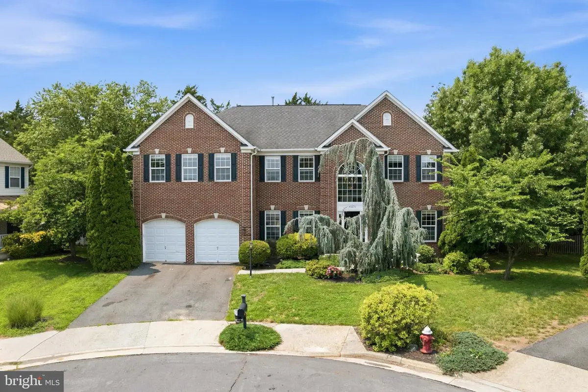 43276 John Danforth Ct, Ashburn, VA 20147 - #1