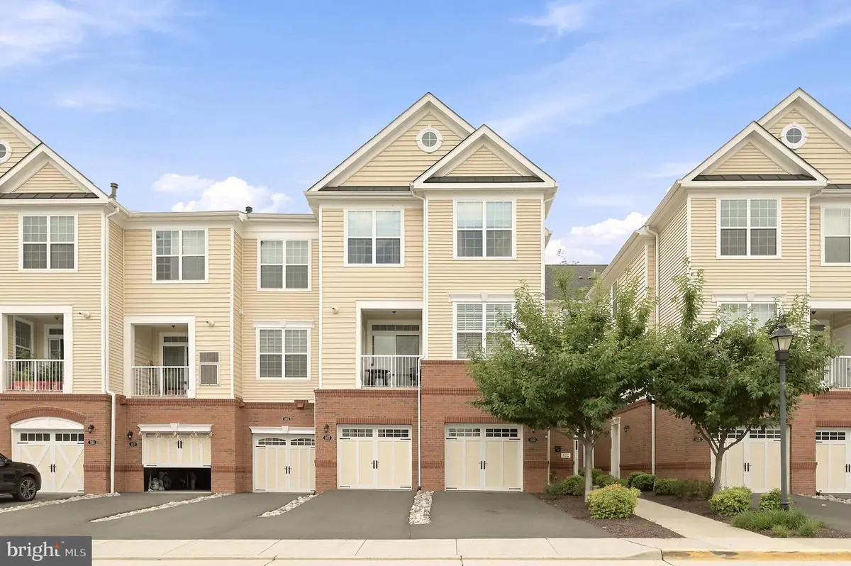 23255 Milltown Knoll Sq #107, Ashburn, VA 20148 - #1