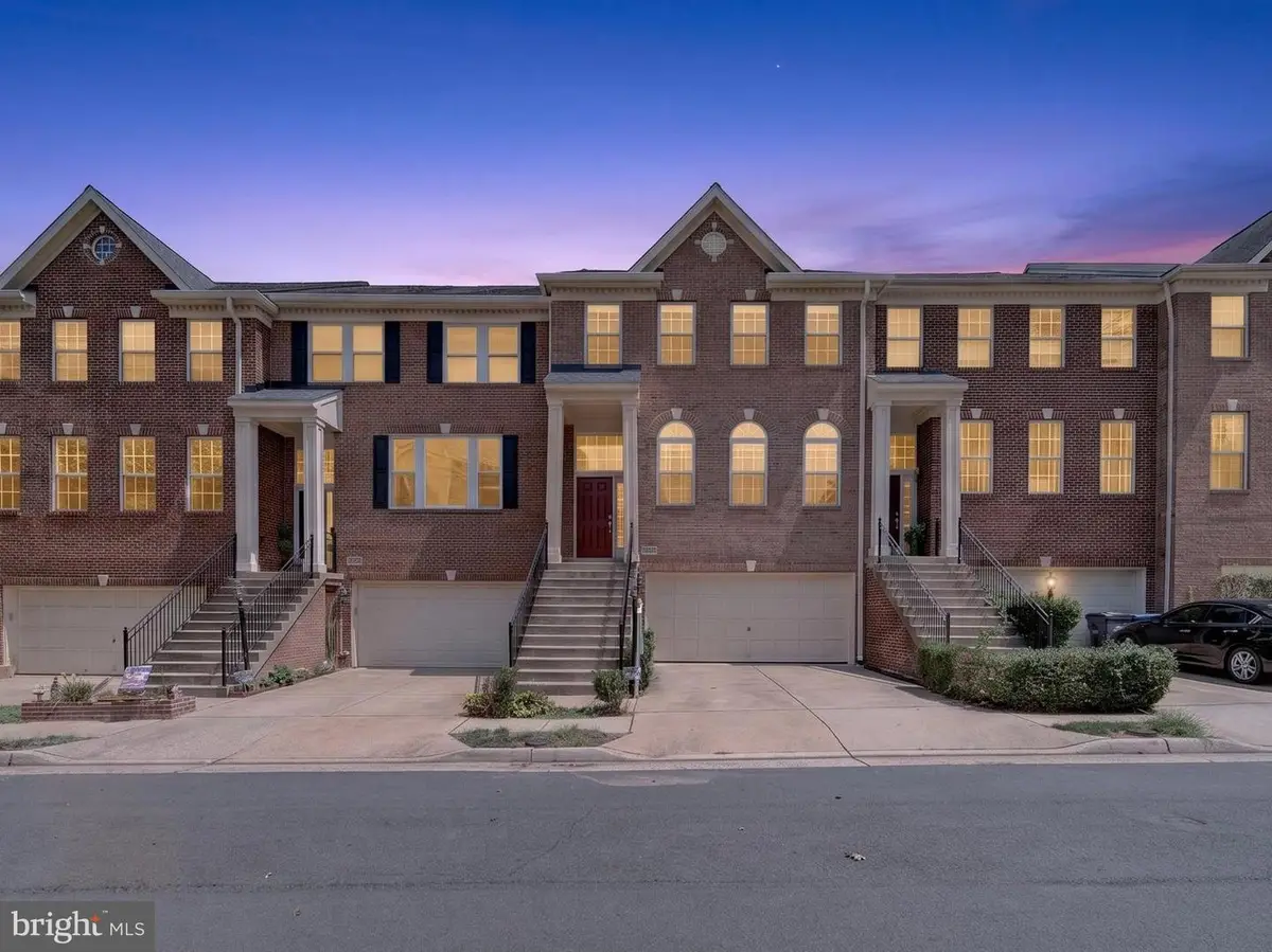 46190 Aisquith Ter, Sterling, VA 20165 - #1