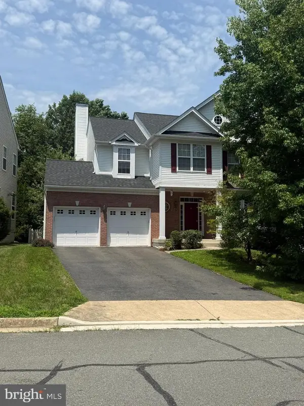 35554 Sarasota St, ROUND HILL, VA 20141