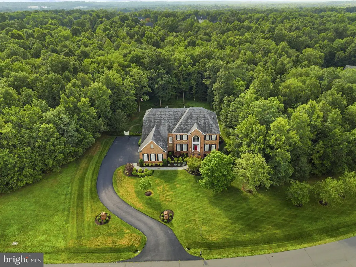 42537 Iron Bit Pl, Chantilly, VA 20152 - #1