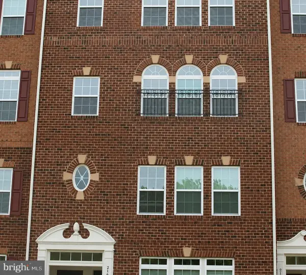 21689 Charity Ter, ASHBURN, VA 20147