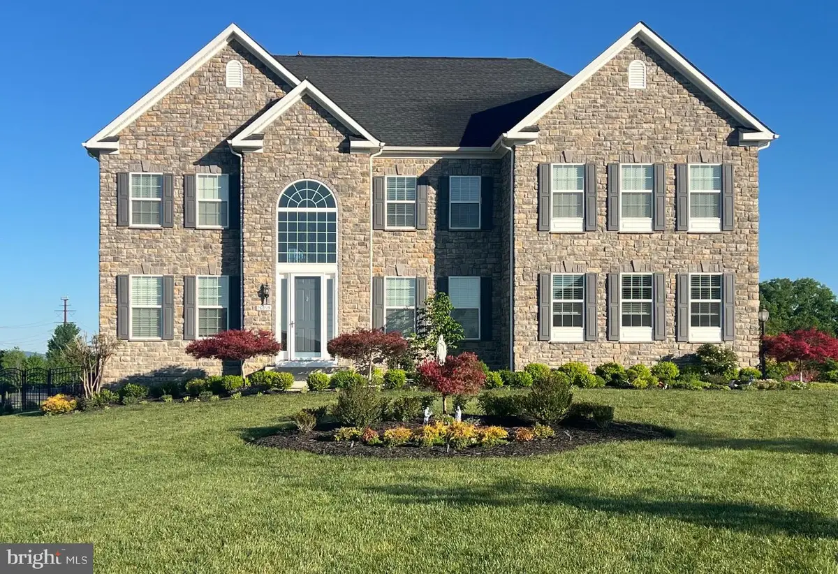 26859 Crusher Dr, Chantilly, VA 20152 - #1