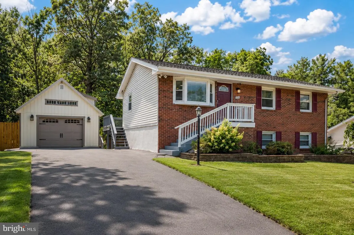 904 E Roanoke Rd E, Sterling, VA 20164 - #1