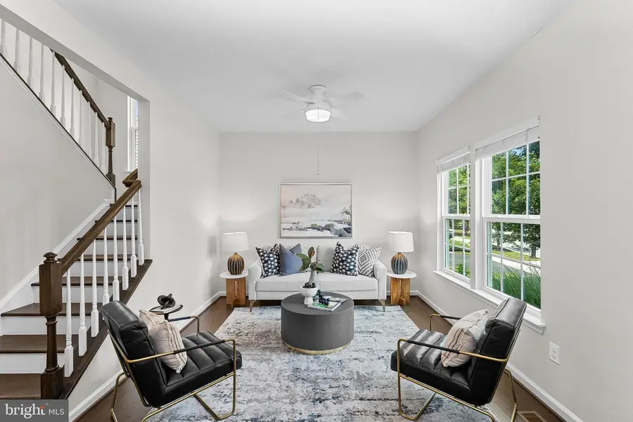 20 Eisentown Dr, Lovettsville, VA 20180 - #2
