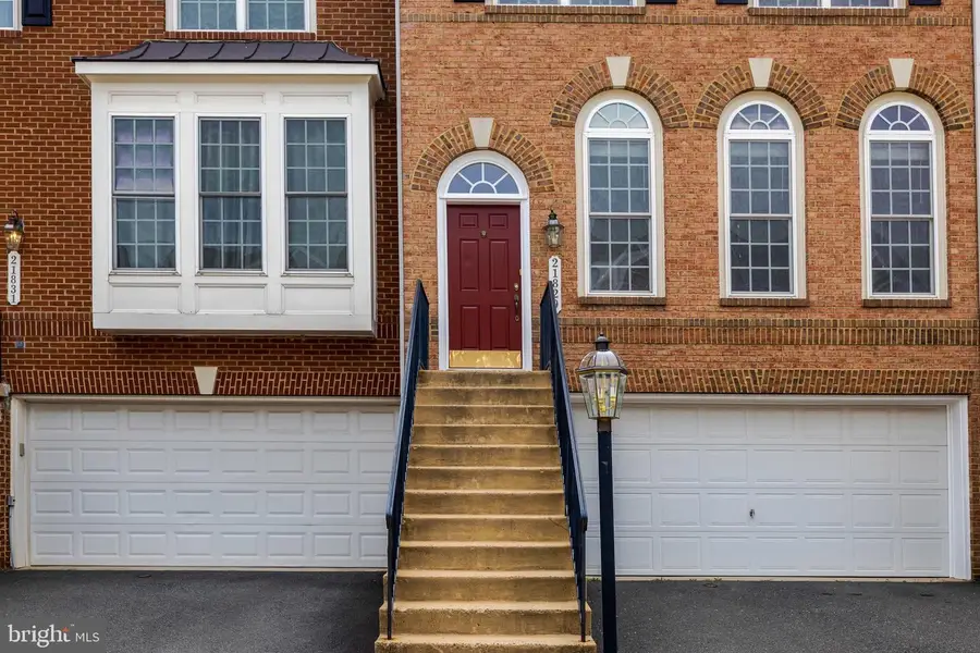 21829 Ladyslipper Sq, Ashburn, VA 20147 - #3