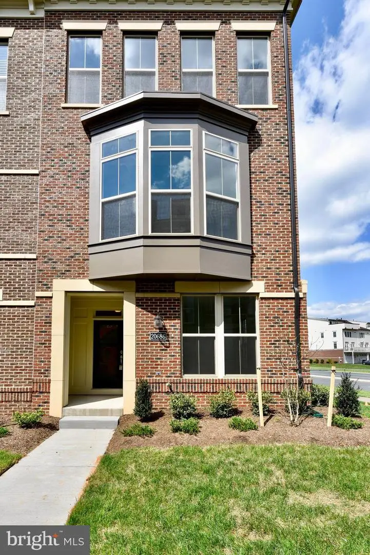 20686 Glenmont Ter, Ashburn, VA 20147 - #1