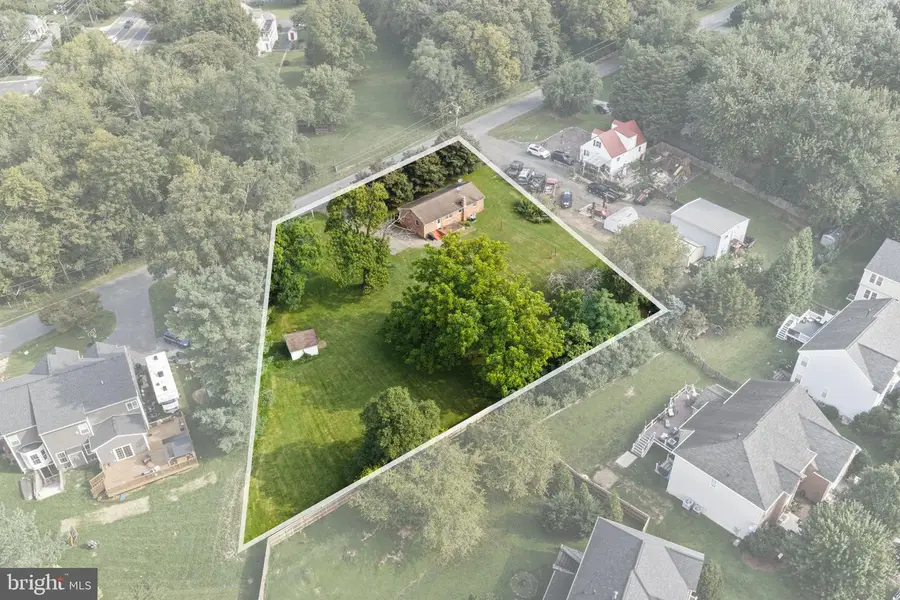2 Quarter Branch Rd, Lovettsville, VA 20180 - #2