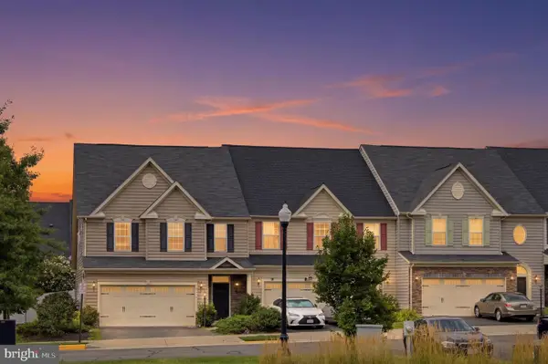 41736 Mcdivitt Ter, ALDIE, VA 20105
