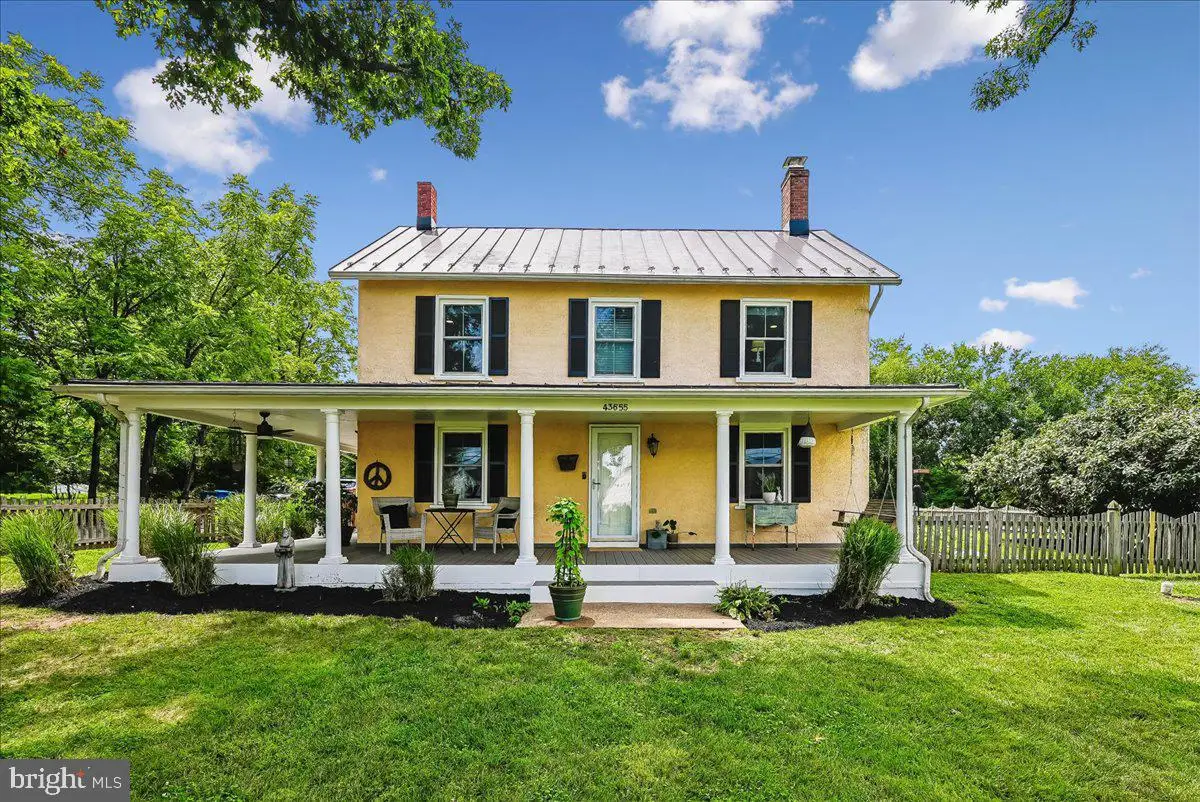 43655 Hay Rd, Ashburn, VA 20147 - #1