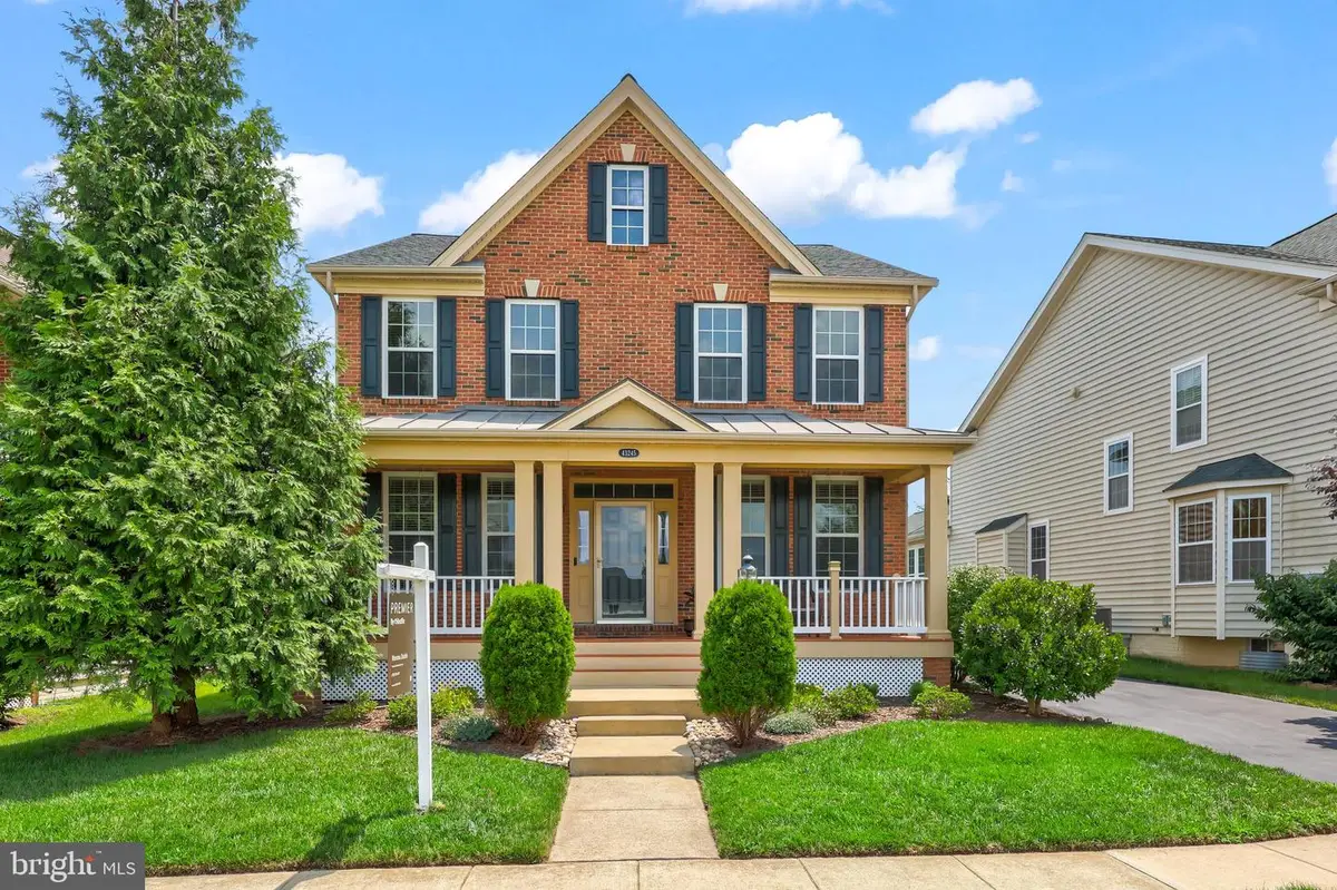 43245 Barnstead Dr, Ashburn, VA 20148 - #1