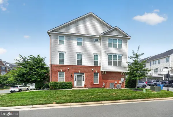 43002 Rosemount Woods Ter, ASHBURN, VA 20148