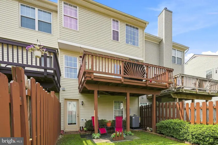 227 Frazer Dr, Purcellville, VA 20132 - #2