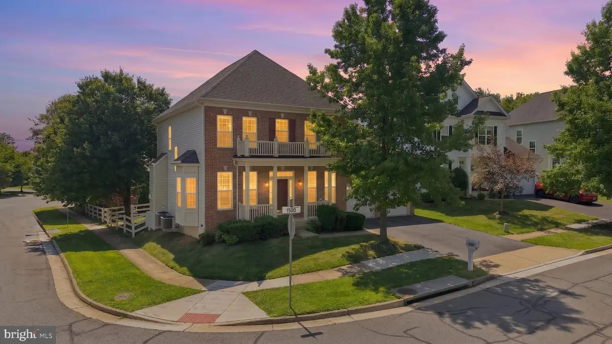 35555 Sarasota St, Round Hill, VA 20141 - #1