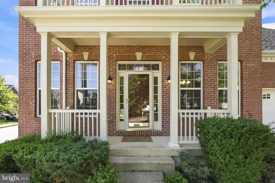 35555 Sarasota St, Round Hill, VA 20141 - #2