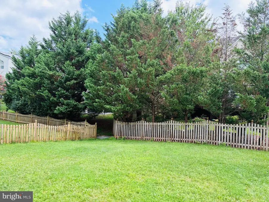 18264 Oak Lake Ct, Leesburg, VA 20176 - #3