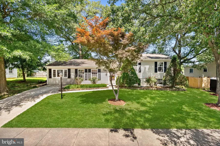 305 N Argonne Ave, Sterling, VA 20164 - #2