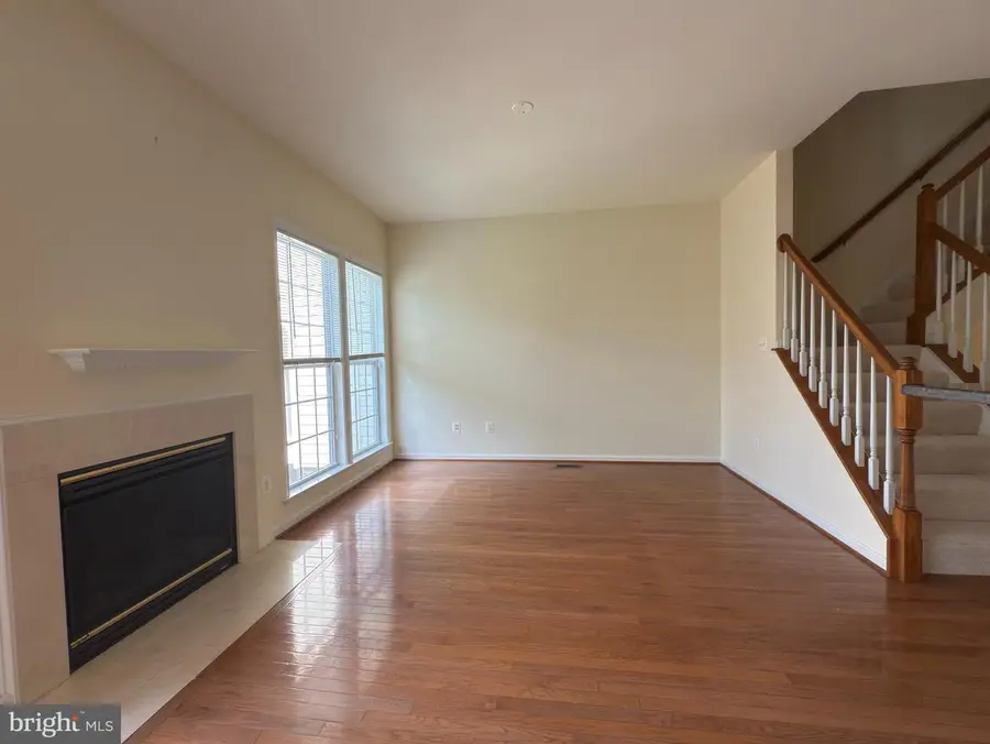21929 Bayard Ter, Broadlands, VA 20148 - #3