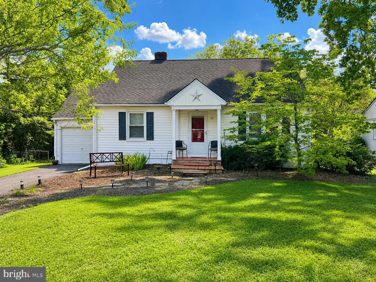 32 N Reid St, Hamilton, VA 20158 - #1