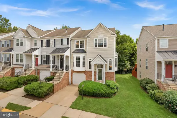 47684 Woolcott Sq, STERLING, VA 20165