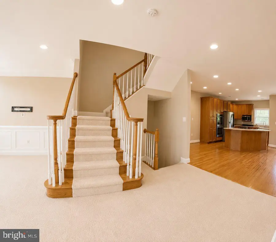 25835 Turlough Ter, Chantilly, VA 20152 - #2