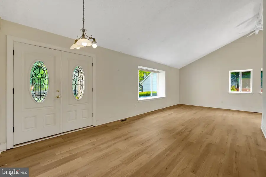 105 Kale Ave, Sterling, VA 20164 - #2