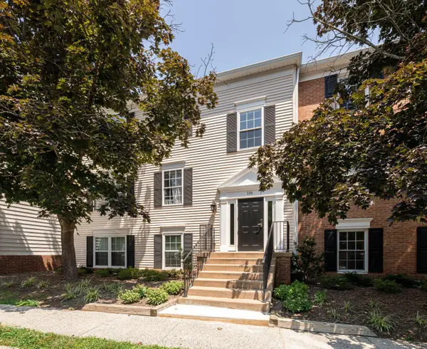 116 Prosperity Se #b, LEESBURG, VA 20175