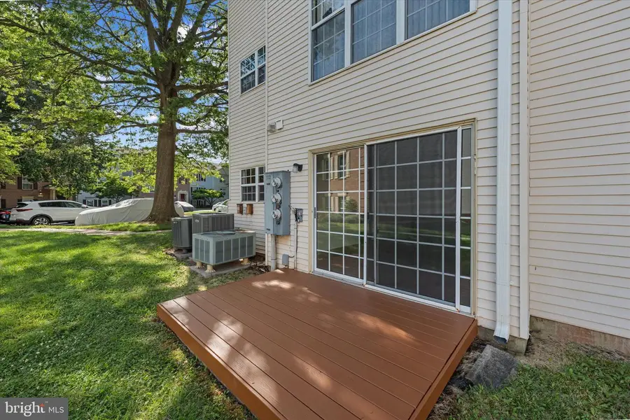 1116 Huntmaster Ter Ne #102, Leesburg, VA 20176 - #2
