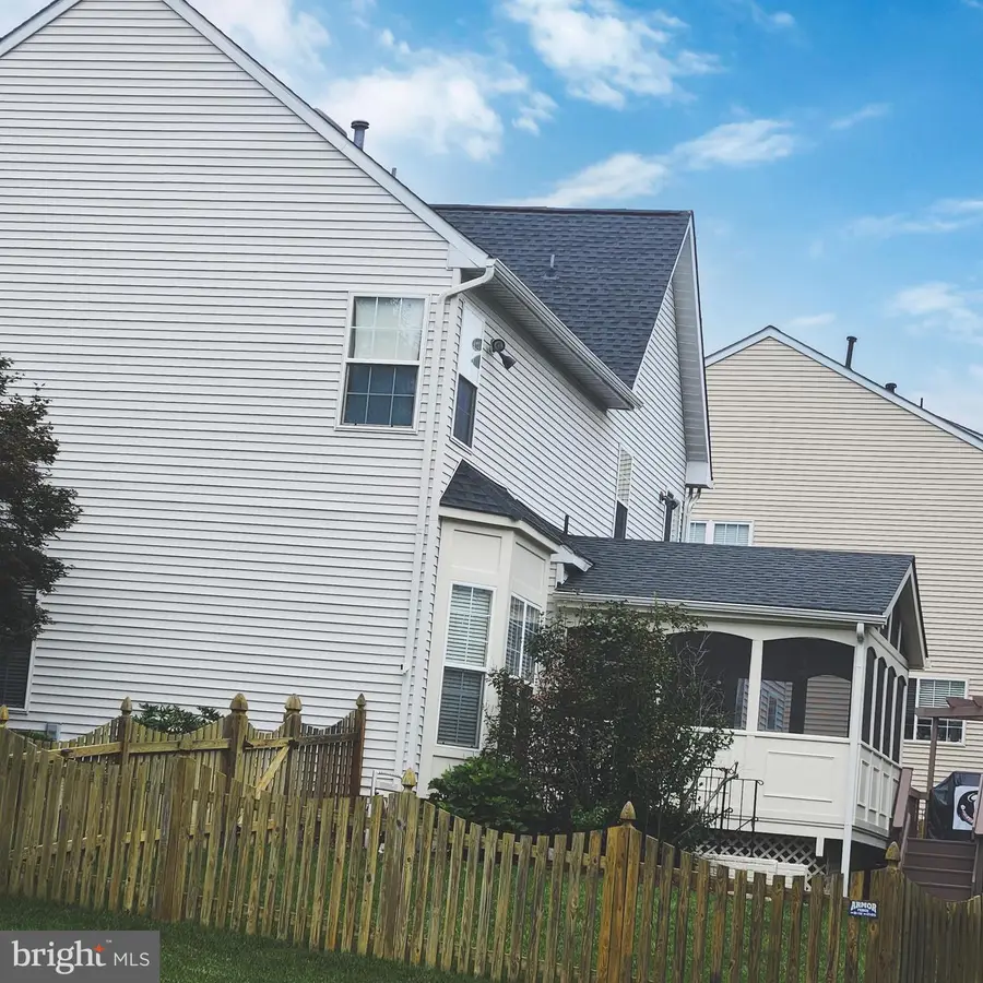 20828 Cross Timber Dr, Ashburn, VA 20147 - #2