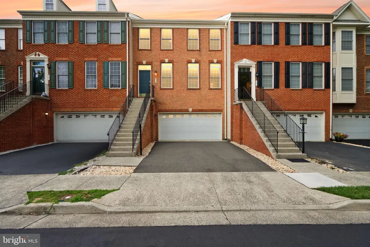 804 Maple Flats Ter, Purcellville, VA 20132 - #1