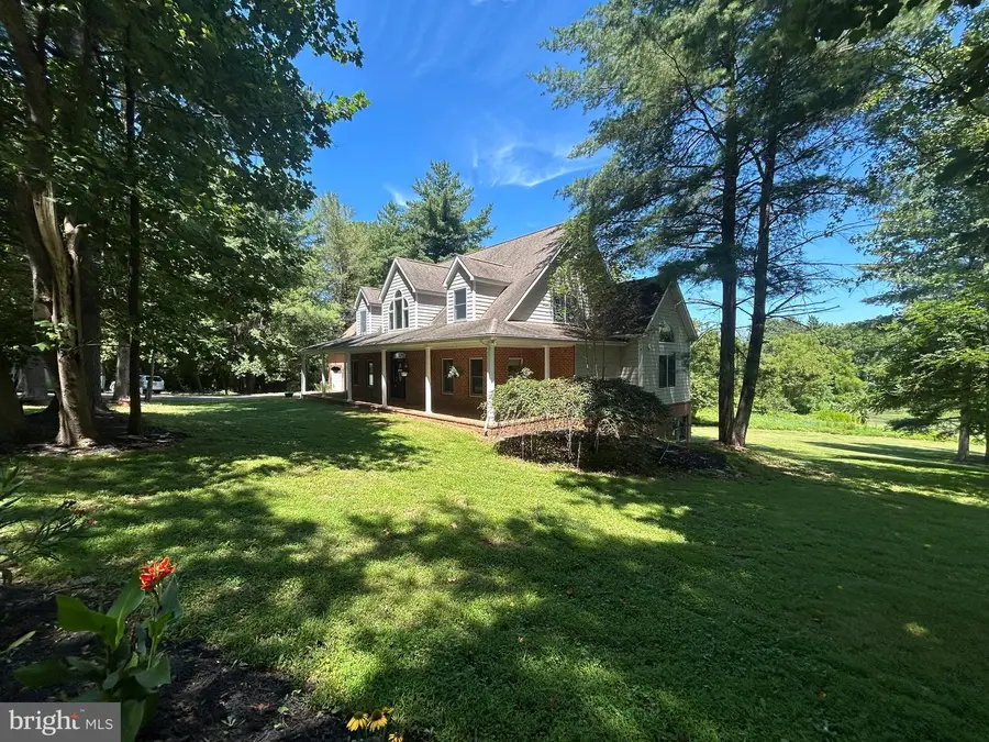 14205 Milltown Rd, Lovettsville, VA 20180 - #2