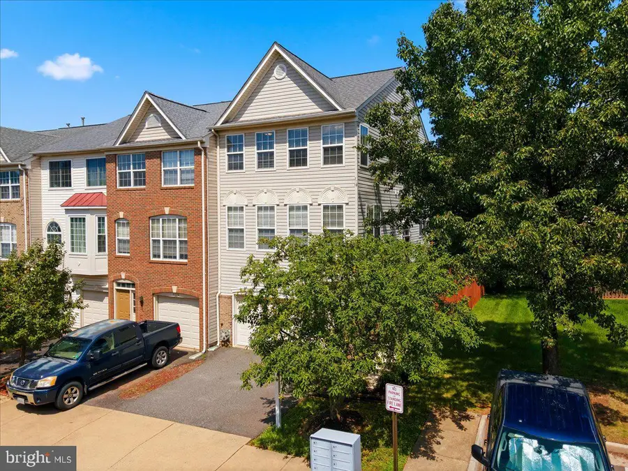 21760 Brondesbury Park Ter, Sterling, VA 20166 - #2