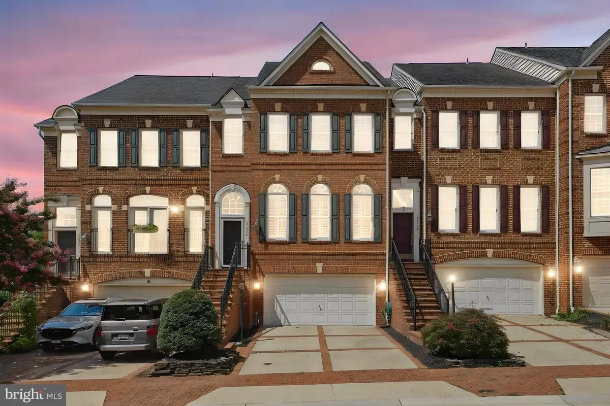 43776 Ballybunion Ter, Leesburg, VA 20176 - #1