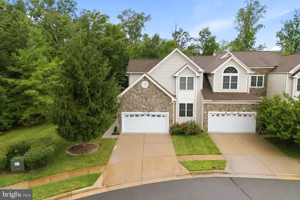 25189 Fortitude Ter, CHANTILLY, VA 20152