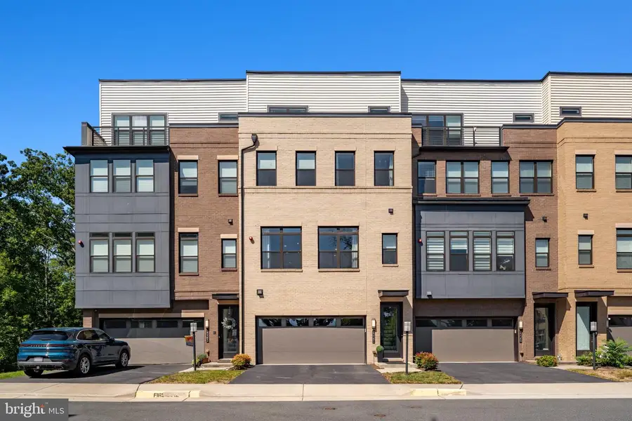 23391 Mcdonald Loch Ter, Ashburn, VA 20148 - #2