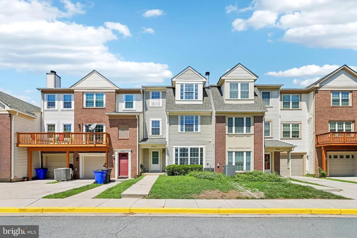 141 N Duke Dr, Sterling, VA 20164 - #1