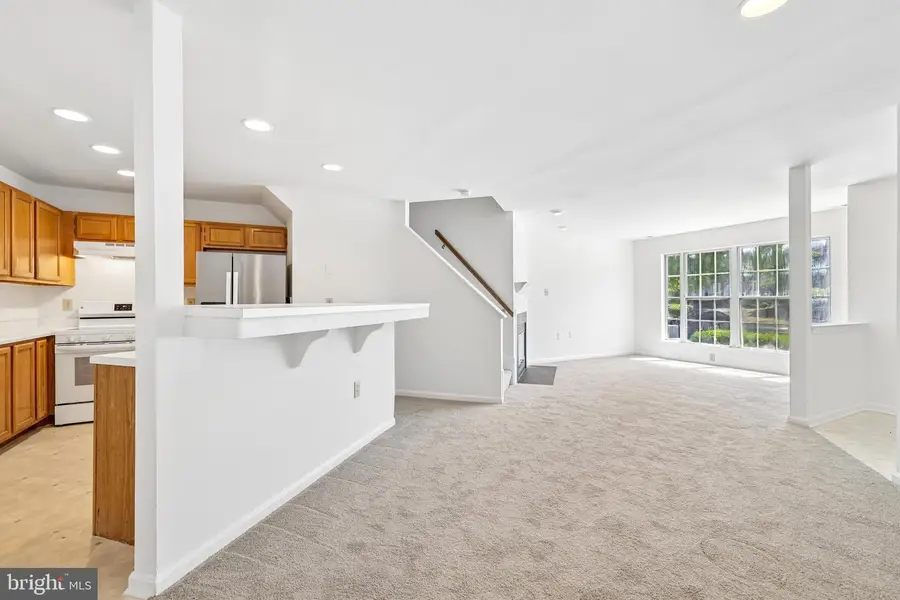 141 N Duke Dr, Sterling, VA 20164 - #3