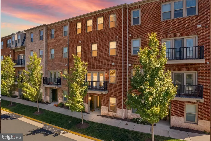 42851 Littlehales Ter, Ashburn, VA 20148 - #2