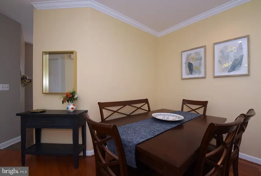 20530 Willoughby Sq, Sterling, VA 20165 - #3