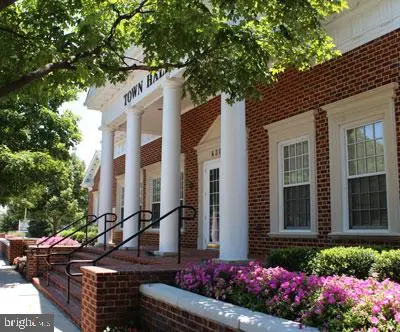 43436 Orson St, Chantilly, VA 20152 - #3