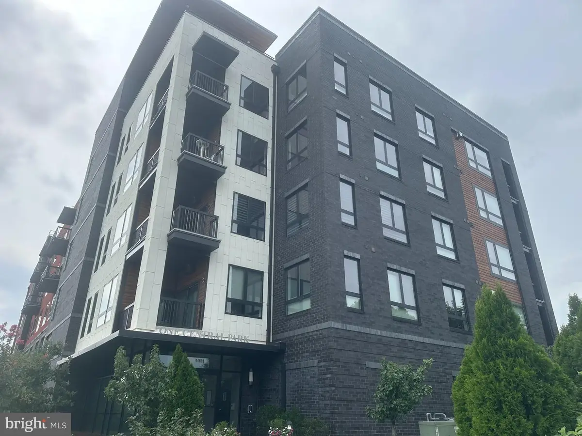44691 Wellfleet Dr #202, Ashburn, VA 20147 - #1