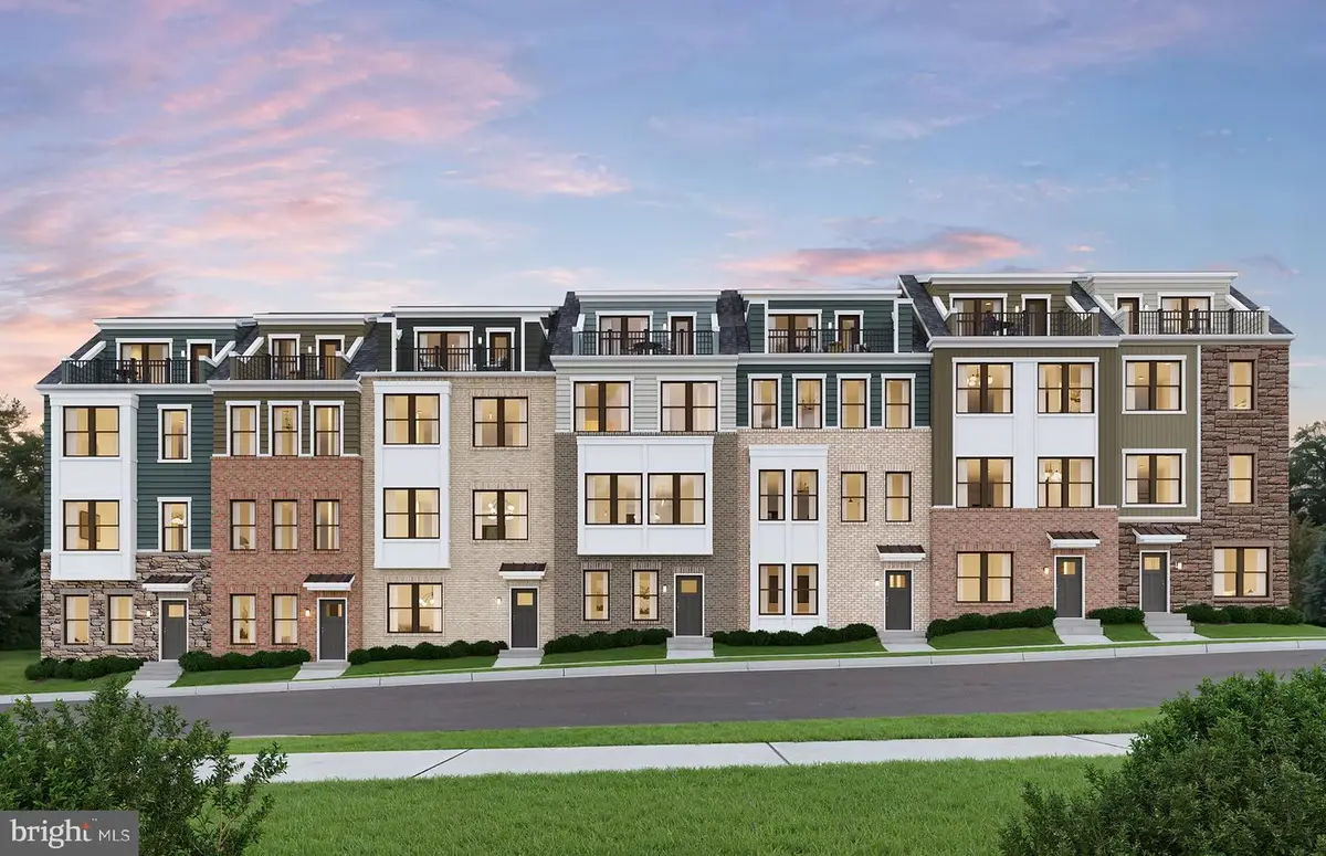 42626 Waxpool Rd, Ashburn, VA 20148 - #1